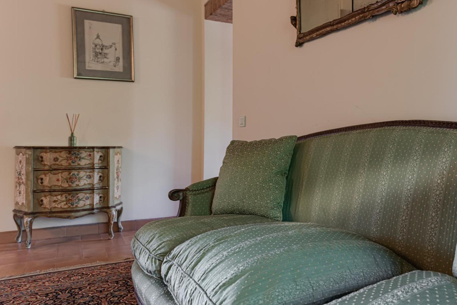 Villa Il Castagno Wine & Resort Siena Exterior photo