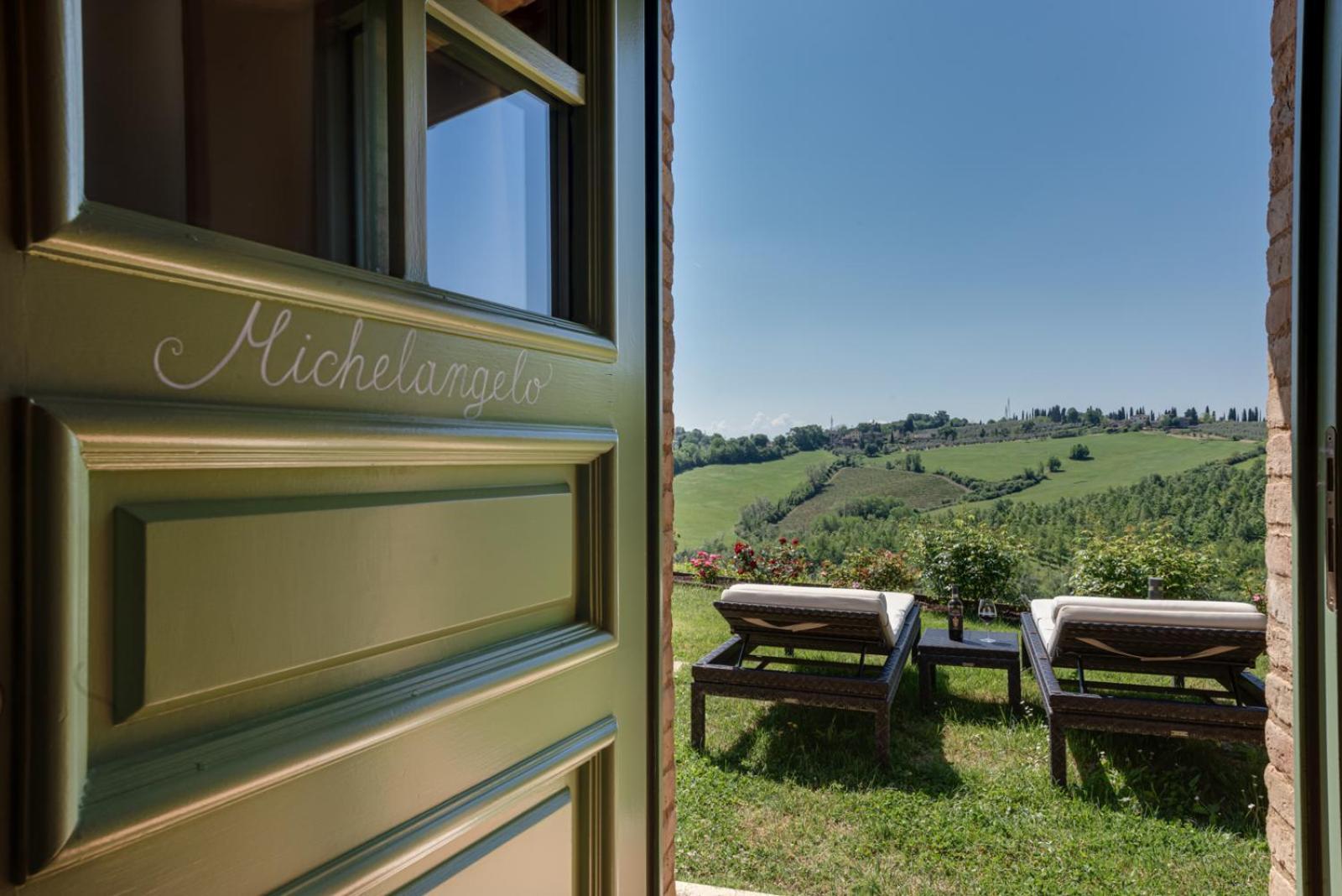 Villa Il Castagno Wine & Resort Siena Exterior photo