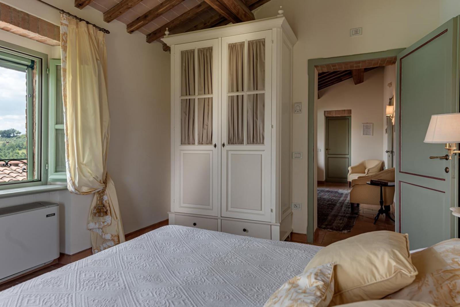 Villa Il Castagno Wine & Resort Siena Exterior photo