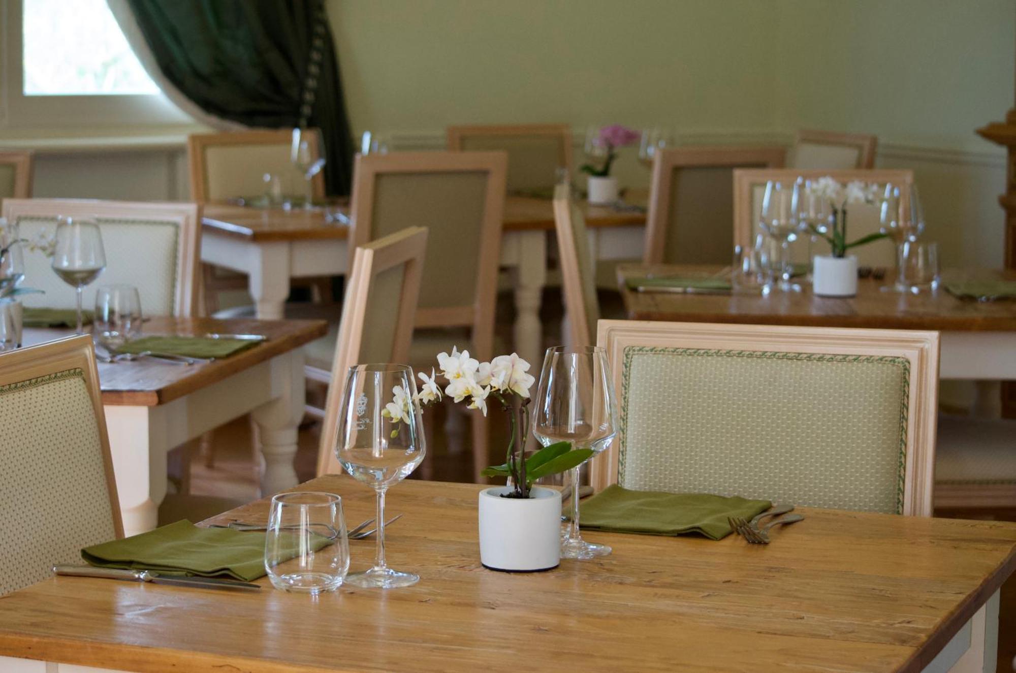 Villa Il Castagno Wine & Resort Siena Exterior photo